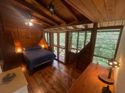Caoni riverside Lodge in Pedro Vicente Maldonado