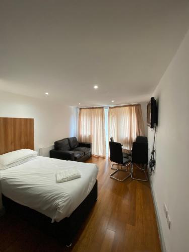 Buckingham Guest House For Contractors in هاي ويكومب