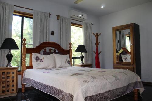 Calico Jack's Resort in Seven Miles El Progresso