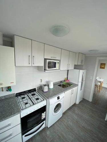 One-Bedroom Apartment image 2
