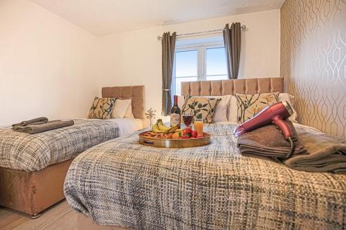 BOOK TODAY!! Perfect for Contractors&Families, Free Wifi & Parking, 3 BED HOUSE for 8 People BICESTE