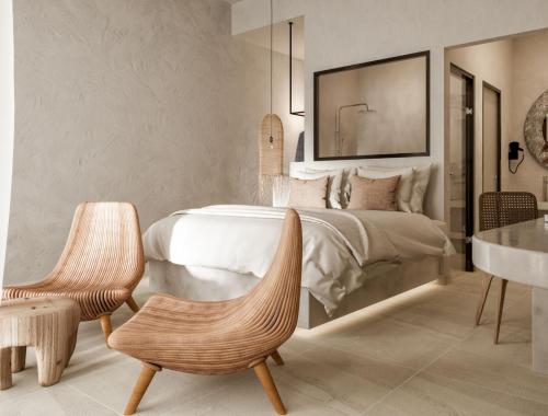 Delfini Beach Hotel & Suites Delfini Beach Hotel & Suites