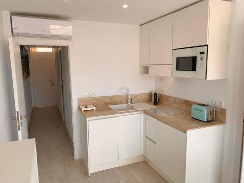  Apartamentos Rosa María in Es Pujols