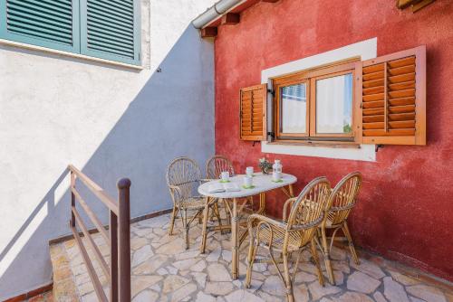Apartment with pool Visnjan, Višnjan (Visignano) (foto 4)
