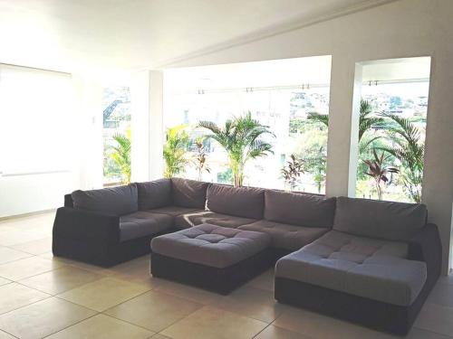 Urdesa Victor emilio estrada Penthouse 300 m2/Jacuzzi