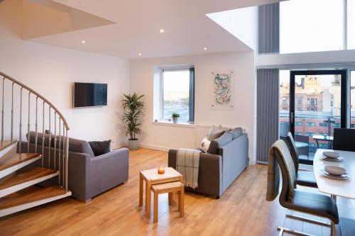 CITY CENTRE APARTMENT with Free Secure Underground Parking, Глазго (фото 7)