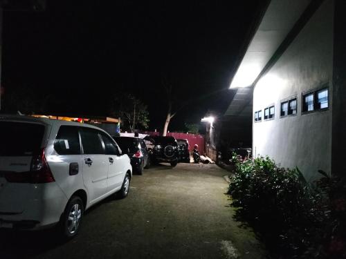 AZALEA GARDEN HOMESTAY