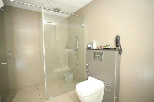 Bathroom, Loveland Residency in Manakunnam
