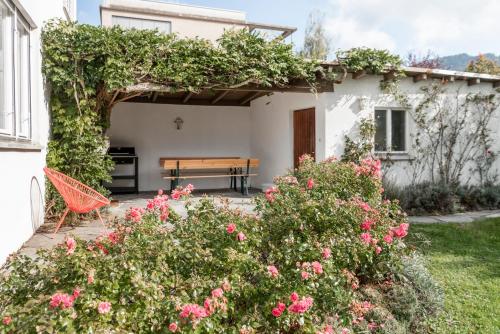  Haus im Zentrum mit Garten, Pension in Bregenz