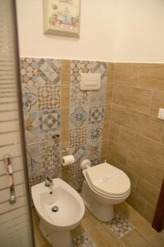 Two-Bedroom Apartment image 4