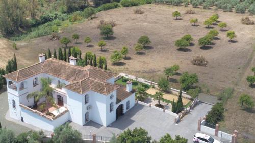 Spacious Villa with Exceptional Views in Malaga