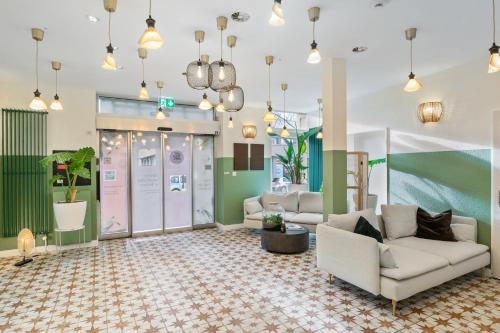 Hotel Basilisk - image 9