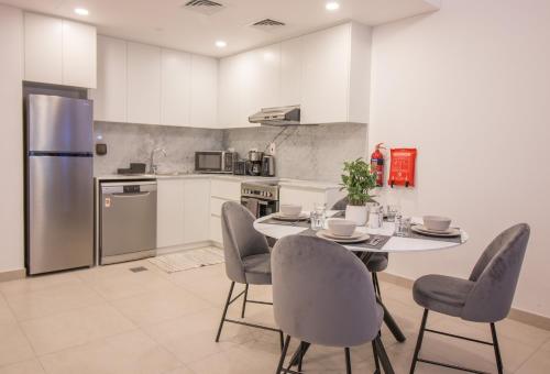 Walking distance to Burj al Arab - 1BR Lamtara 2
