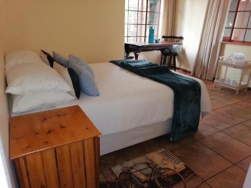 Lagoon Inn (2bedroom house)