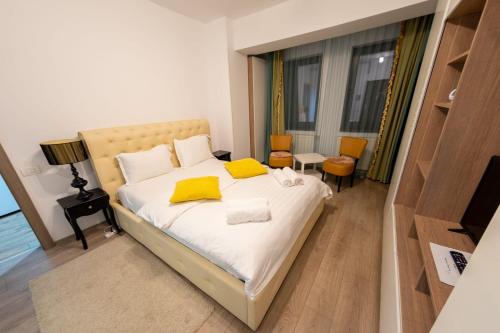 Avenue Parliament Hotel - image 13