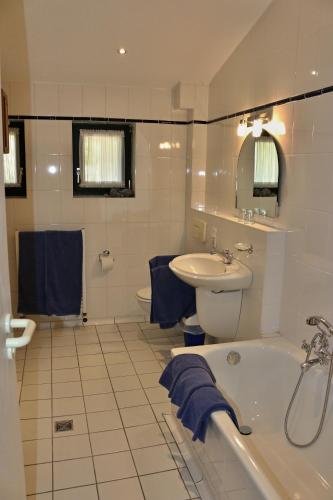Fürdőszoba, Ferienwohnung Fischerhutte Xanten in Xanten