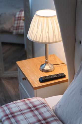 CITY CENTRE APARTMENT with Free Secure Underground Parking - image 5