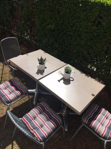 Le 13 - Centre Ville - Parking - Wifi - Exterieur
