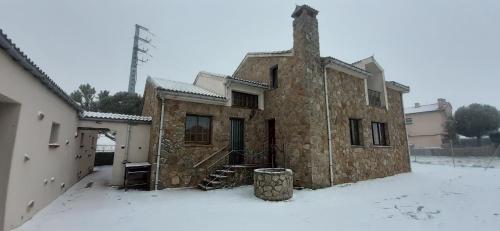 A szálláshely kívülről, La casa de Pi in Torrecaballeros