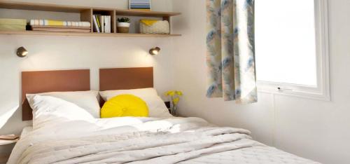 3 bedrooms, 5 beds