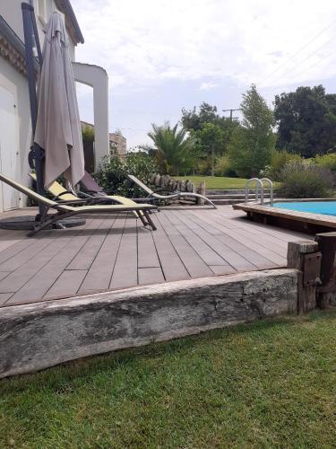 Villa de 2 chambres avec piscine privee jardin clos et wifi a Colonzelle