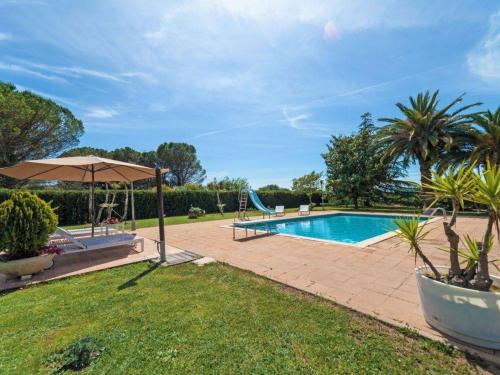 Casa Rustica con piscina en Girona