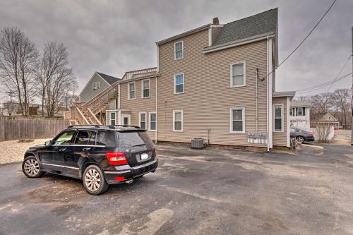 Cozy Third-Story Apartment in Dtwn Brockton! in 布羅克頓