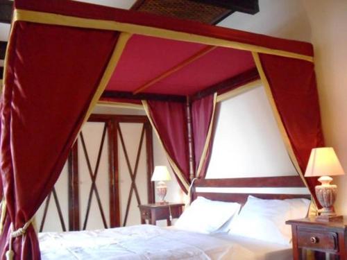 White Horse Residence in Tanji