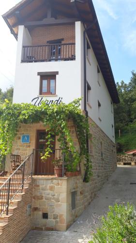 Albergue Usandi Auto Check-in - Accommodation - Ziortza-Bolibar