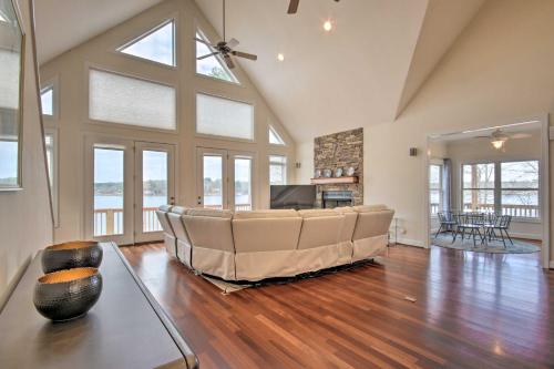 Dreamy Ridgeway Home with Grill on Lake Wateree! Dreamy Ridgeway Home with Grill on Lake Wateree!
