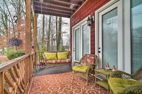 Dog-Friendly Family Home Steps to Norris Lake in Maynardville, USA