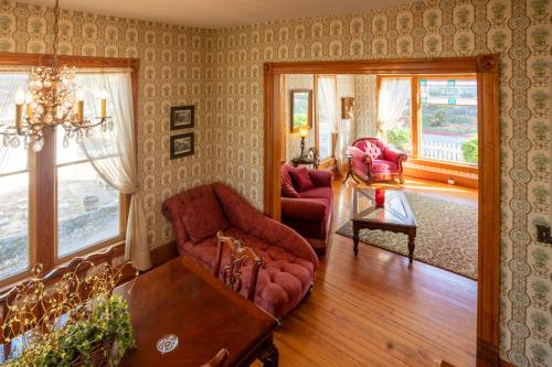 5 Ojo Inn Bed and Breakfast 5 Ojo Inn Bed and Breakfast