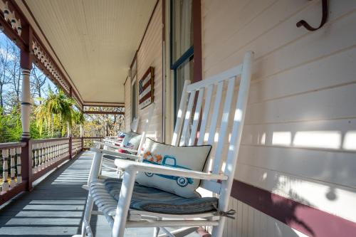 5 Ojo Inn Bed and Breakfast 5 Ojo Inn Bed and Breakfast