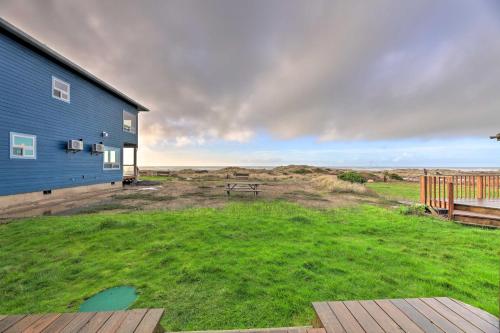 Sanderling Sea Cottages, Unit 2 Walk to Coast!