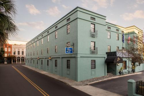 Indigo Inn - image 4