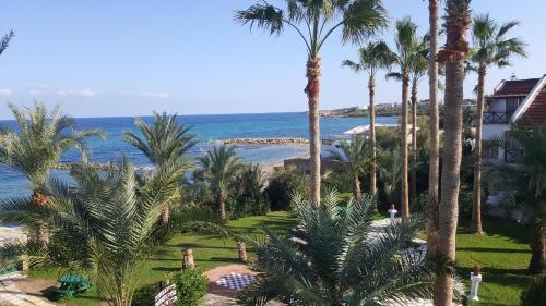 Apkārtne, Topset Hotel in Karaoğlanoğlu