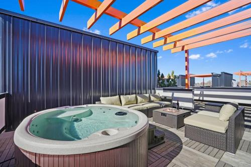 **Oxygene Place** highly sought-after City Park