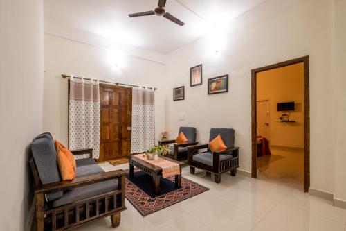 The Amber room,1br in a cosy homestay