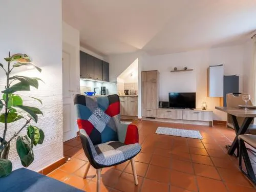 Feriendorf Rugana - Komfort Appartement mit 1 Schlafzimmer und Terrasse C13 in Dranske, Deutschland
