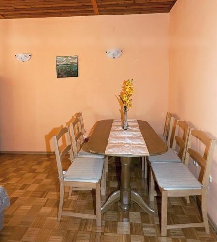 Apartment in Tucepi with sea view, balcony, air conditioning, WiFi 3674-1, Tučepi (foto 9)