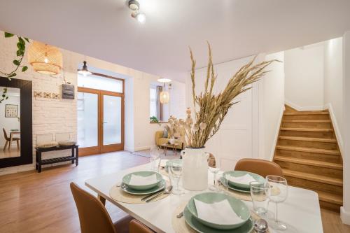 ROOMLI Boho Chic Apartments Room Type - Studio Apartment