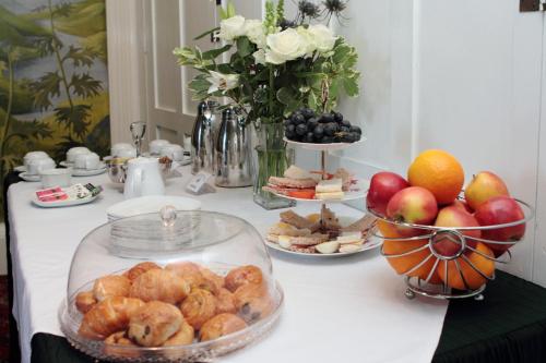 Thistle Hotel - image 7