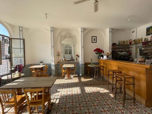 Restorāns, Les Epis d'Or in L'Isle-sur-Serein