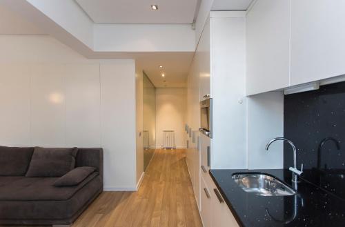 One-Bedroom Apartment image 8