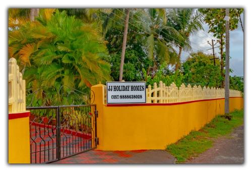 JJ Holiday Homes in Cabo De Rama Fort
