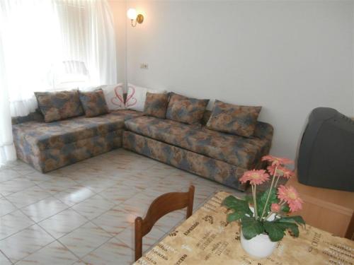 Apartment in Porec with balcony air conditioning WiFi 819-2 - image 4
