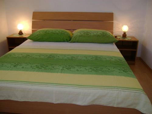 Apartment in Porec with balcony air conditioning WiFi 819-2 - image 3