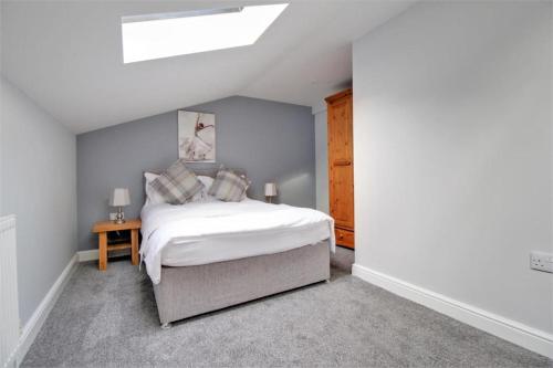 Brunswick Square Apartments by Roomsbooked - image 3