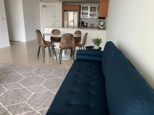 819-Charming apartment in the heart of Midtown