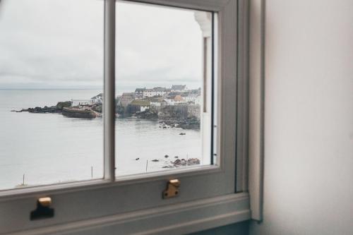 The Bay Hotel - image 6